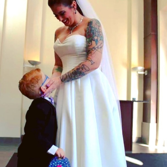 Meet your posher - Picture 5 of 5